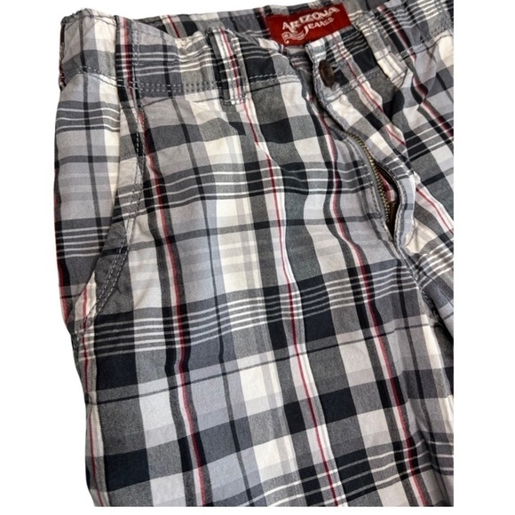 𝅺ARIZONA Jeans Co Boys Shorts with Adjustable Waist, Plaid Size 14 Reg - Picture 2 of 9